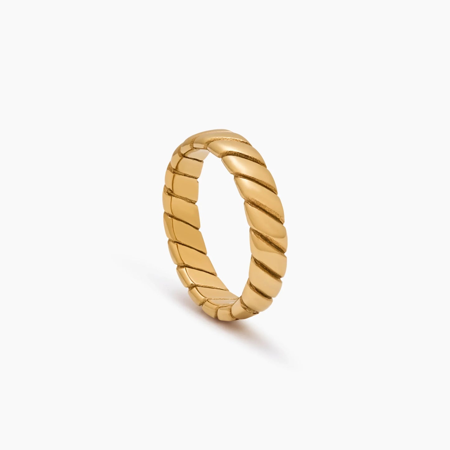 Gedurfde Twist Ring: Een stoer, modern statement