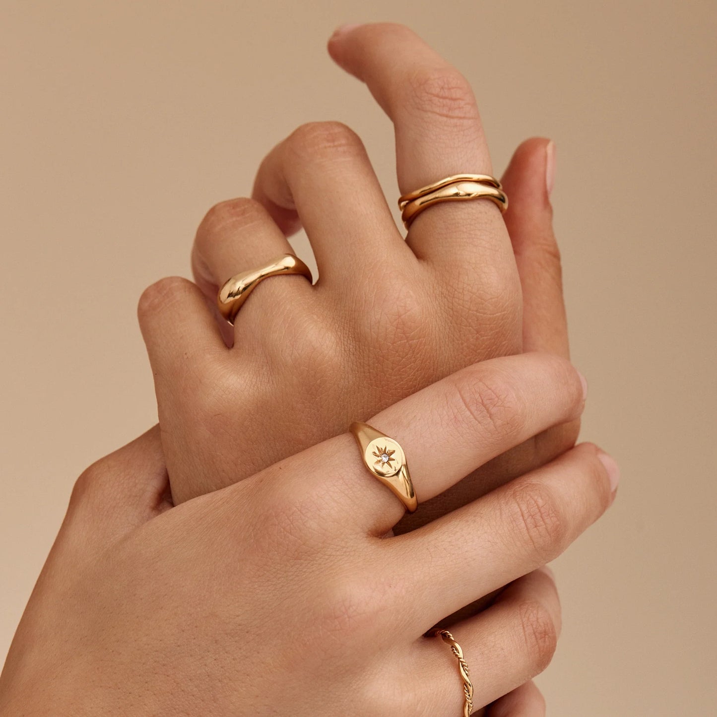 Gevormde Golf Statement Ring - Gedurfde Moderne Oceaan-geïnspireerde Sieraad
