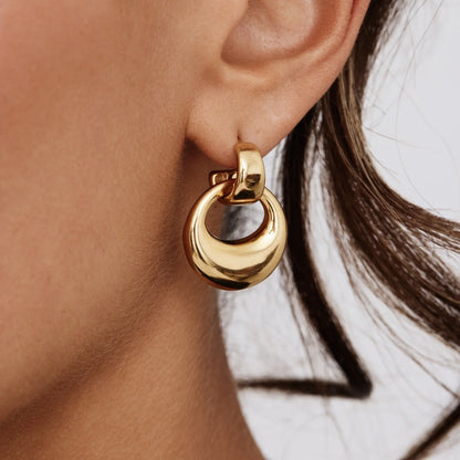 Luna Drop Oorbellen - Maanlicht-Elegantie