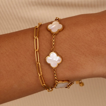 Elegante parelmoeren klavertje-vier armband