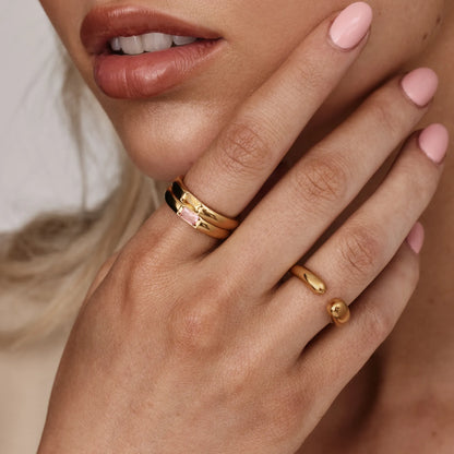 Ring met open vorm — Strakke, eigentijdse sieraden met een open ontwerp