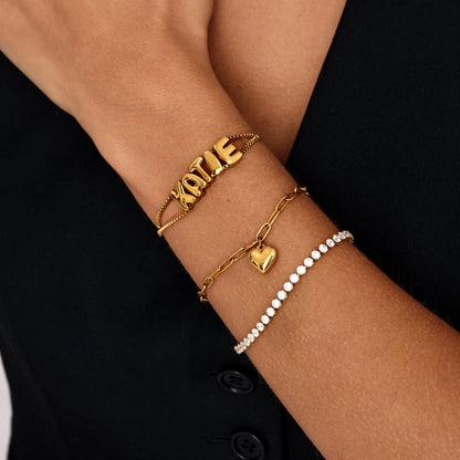 Fijne paperclip-hartbedel armband