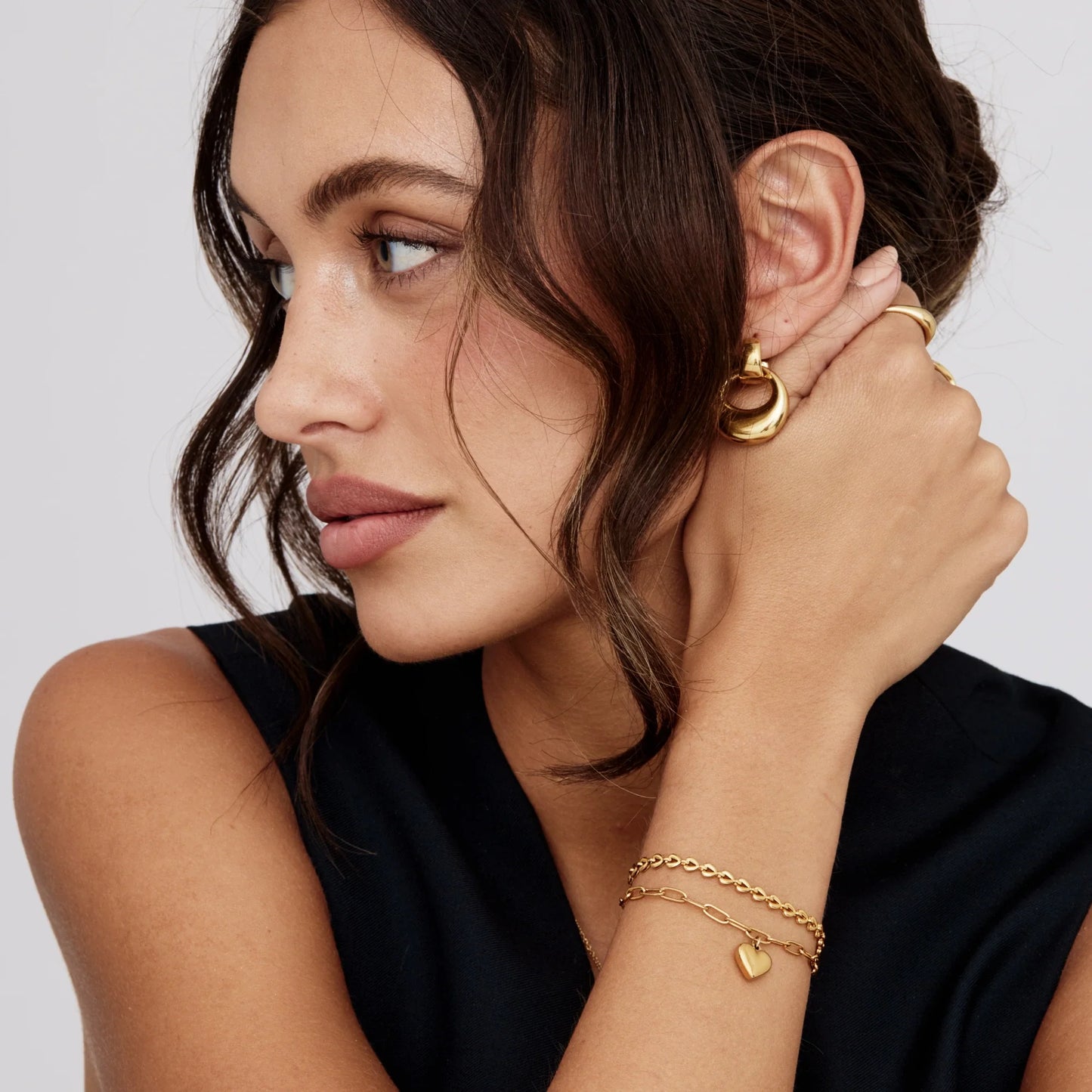 Fijne paperclip-hartbedel armband