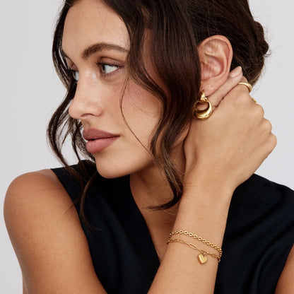 Fijne paperclip-hartbedel armband