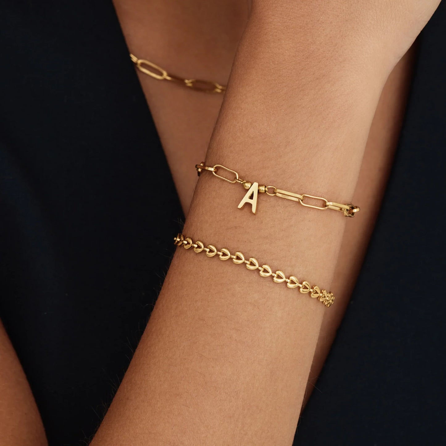 Gepersonaliseerde paperclip armband met initiaalbedel