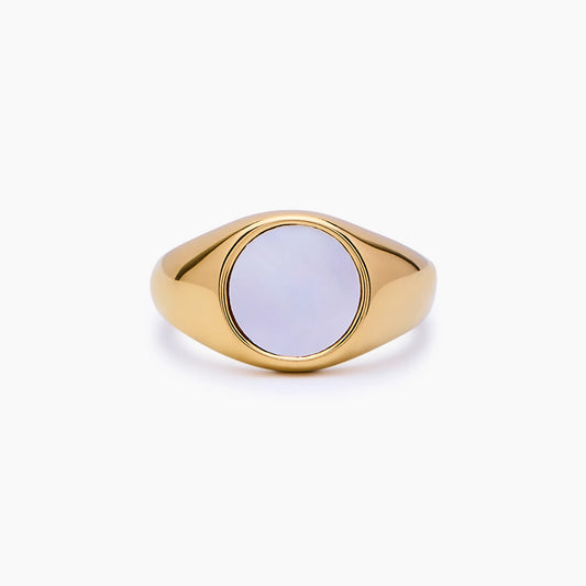 Glanzende parelmoeren ring