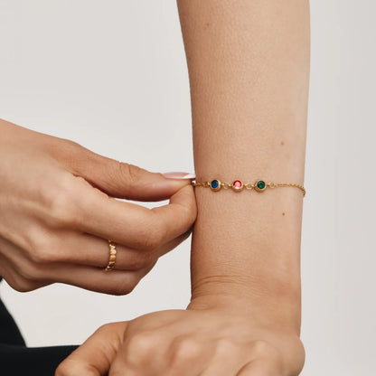 Ontwerp je eigen armband met meerdere geboortestenen