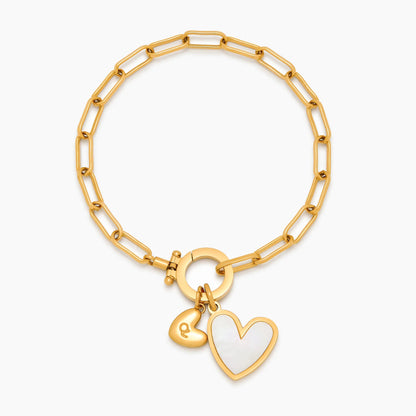 Fijne paperclip armband met twee harten en initialen