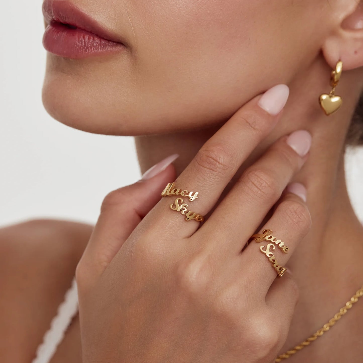 Gepersonaliseerde ring met twee namen – op maat gegraveerd