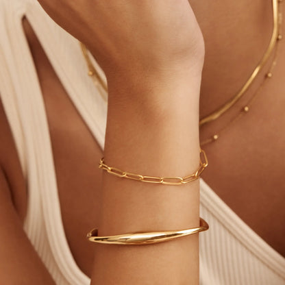 Tijdloze alledaagse paperclip-armband