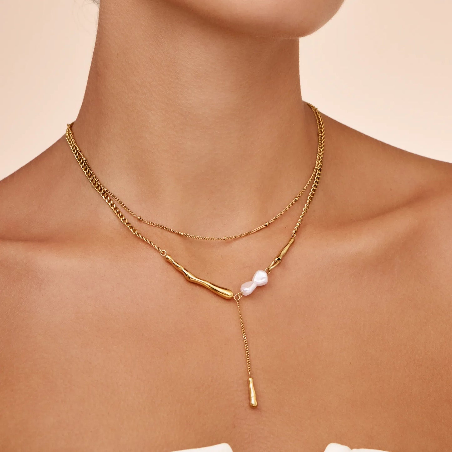 Elara Parelbar Ketting – Elegante Parelbarhanger