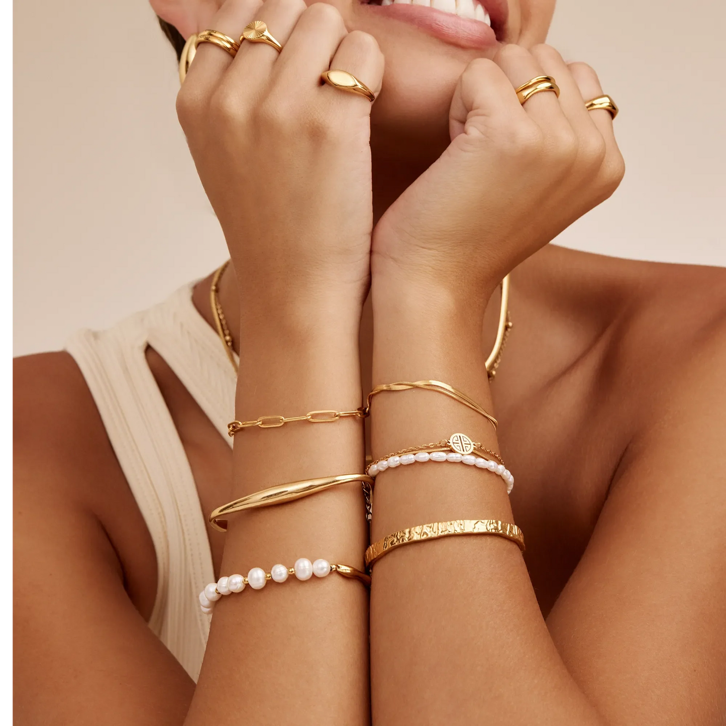 Glinsterende gelaagde dubbele slangenarmband voor dagelijkse elegantie