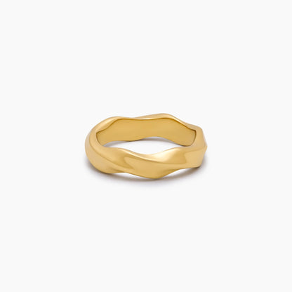 Gedraaide golfring – oceaan-geïnspireerde elegantie