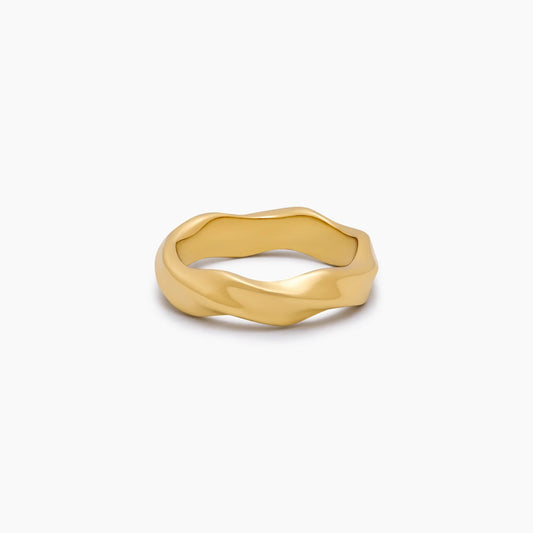 Gedraaide golfring – oceaan-geïnspireerde elegantie