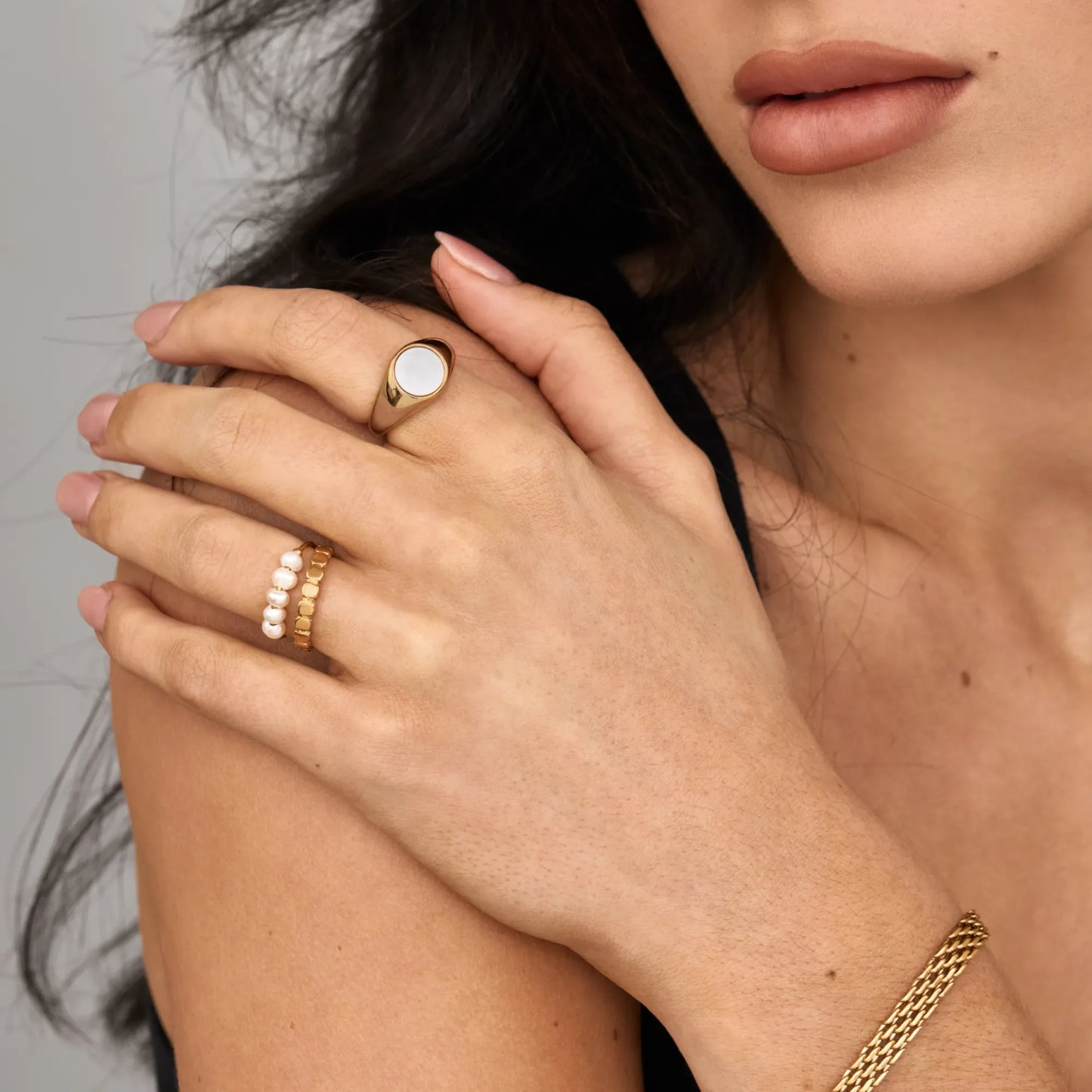 Tijdloze Parelmoer Elegantie Ring