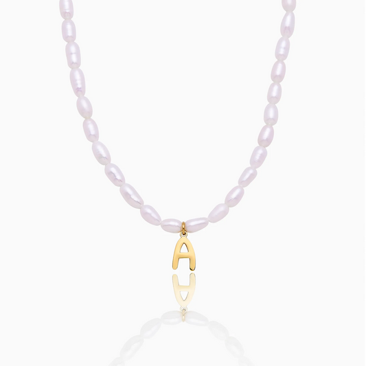 Parelketting met initiaal – statementketting