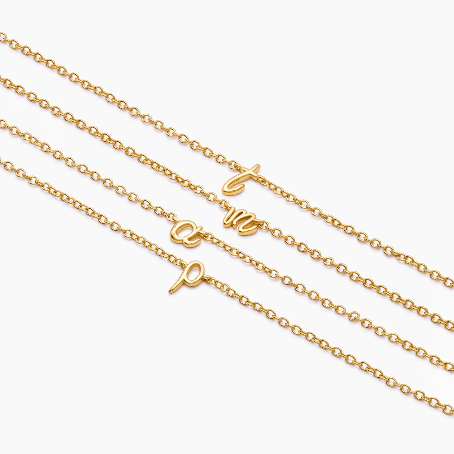 Delicaat cursieve initialenarmband