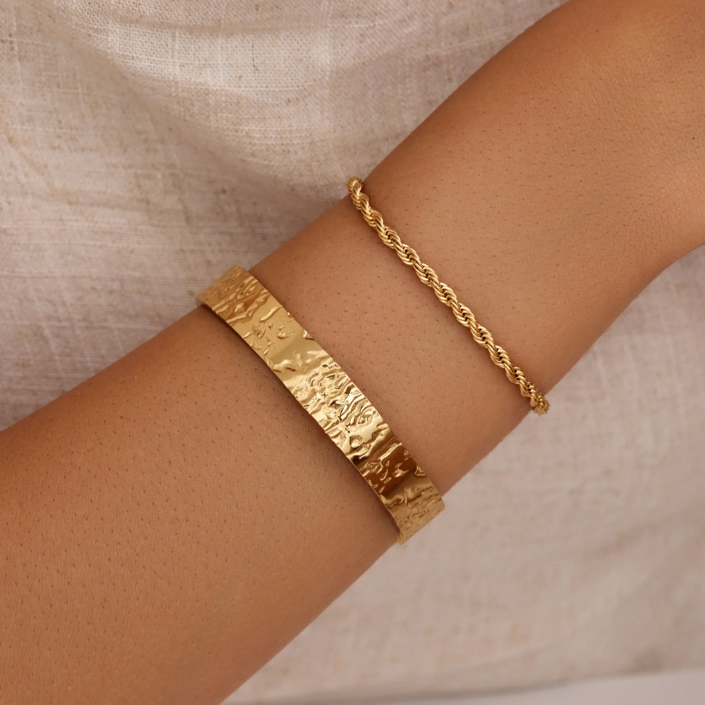 Elegante armband met touwketting